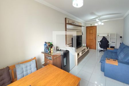 Sala de apartamento para alugar com 3 quartos, 70m² em Conjunto Residencial Souza Queiroz, Campinas