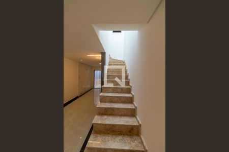 Casa à venda com 3 quartos, 130m² em Penha de França, São Paulo