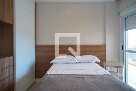 Suíte 1 de apartamento para alugar com 3 quartos, 130m² em Canasvieiras, Florianópolis