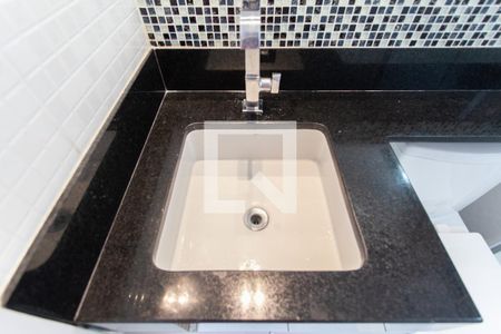 Apartamento à venda com 237m², 3 quartos e 3 vagas Apartamento à venda com 237m², 3 quartos e 3 vagasBanheiro da Suíte