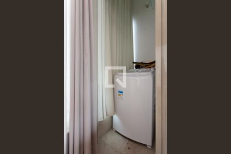 Apartamento à venda com 237m², 3 quartos e 3 vagas Apartamento à venda com 237m², 3 quartos e 3 vagasÁrea de Serviço