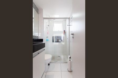 Apartamento à venda com 237m², 3 quartos e 3 vagas Apartamento à venda com 237m², 3 quartos e 3 vagasBanheiro da Suíte