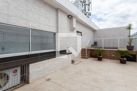 Apartamento à venda com 237m², 3 quartos e 3 vagas Apartamento à venda com 237m², 3 quartos e 3 vagasCobertura