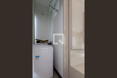 Apartamento à venda com 237m², 3 quartos e 3 vagas Apartamento à venda com 237m², 3 quartos e 3 vagasÁrea de Serviço