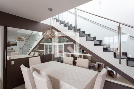 Apartamento à venda com 237m², 3 quartos e 3 vagas Apartamento à venda com 237m², 3 quartos e 3 vagasSala de Jantar