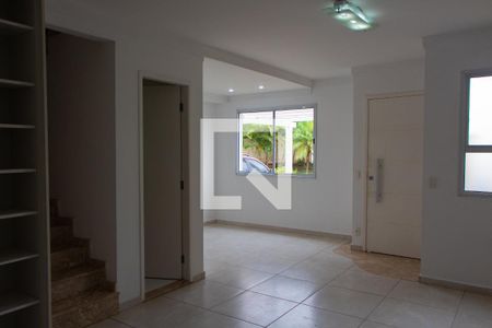 Casa de condomínio à venda com 80m², 3 quartos e 2 vagasSALA DE ESTAR/JANTAR