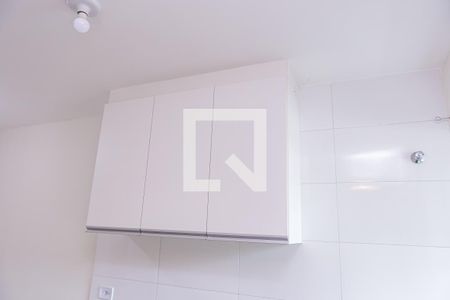 Sala e cozinha de apartamento para alugar com 2 quartos, 40m² em Vila Marieta, São Paulo