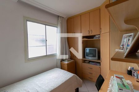 Quarto 1 de apartamento à venda com 2 quartos, 54m² em Carlos Prates, Belo Horizonte