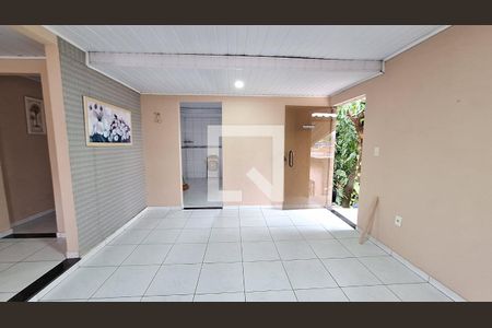 Sala de casa para alugar com 2 quartos, 48m² em Parque Uruguaiana, Duque de Caxias