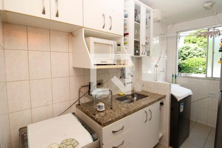 Cozinha de apartamento à venda com 3 quartos, 57m² em Silveira, Belo Horizonte