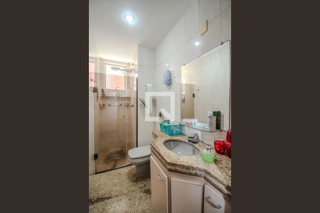Banheiro de apartamento à venda com 4 quartos, 185m² em Dona Clara, Belo Horizonte