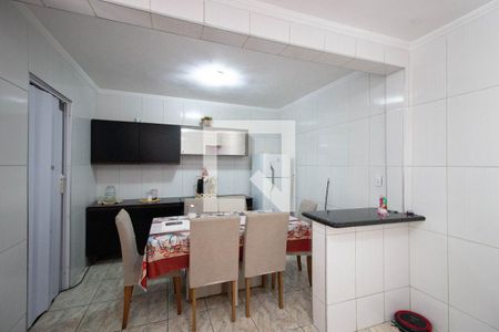 Cozinha  de casa à venda com 3 quartos, 195m² em Conjunto Residencial José Bonifácio, São Paulo