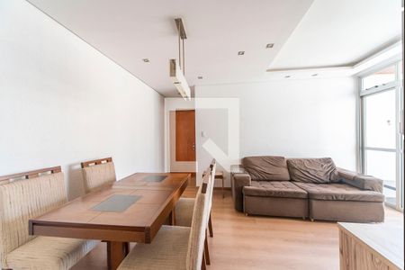 Sala de apartamento à venda com 2 quartos, 68m² em Vila Valparaiso, Santo André