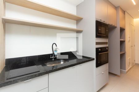 Sala/Cozinha de apartamento para alugar com 1 quarto, 36m² em Indianópolis, São Paulo