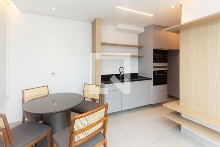 Sala/Cozinha de apartamento para alugar com 1 quarto, 36m² em Indianópolis, São Paulo