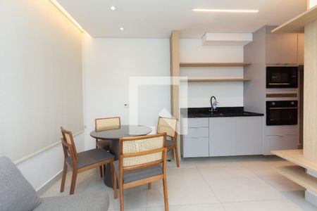 Sala/Cozinha de apartamento para alugar com 1 quarto, 36m² em Indianópolis, São Paulo