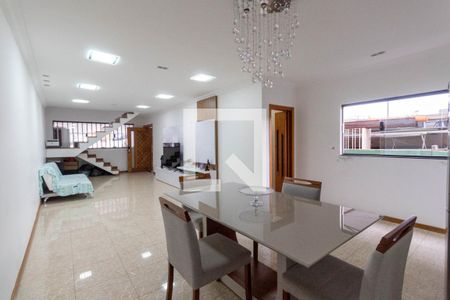 Sala de casa à venda com 5 quartos, 200m² em Parque Císper, São Paulo