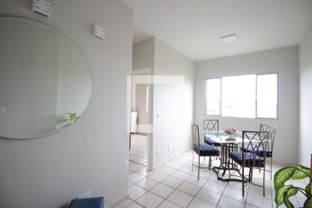 Sala de apartamento para alugar com 2 quartos, 47m² em Planalto, Belo Horizonte