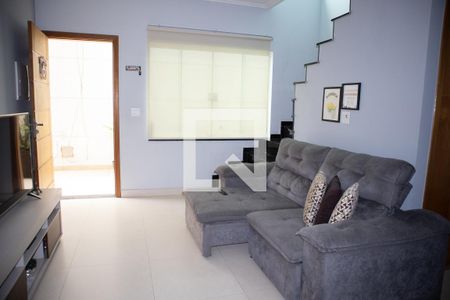 Sala de casa de condomínio para alugar com 2 quartos, 65m² em Parque Edu Chaves, São Paulo