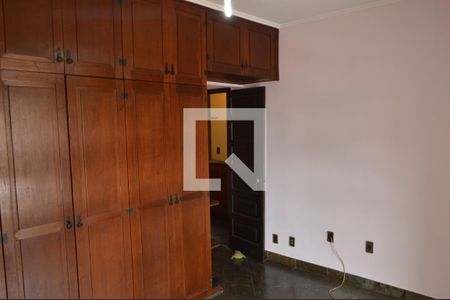 Suíte de casa de condomínio à venda com 5 quartos, 278m² em Taquara, Rio de Janeiro
