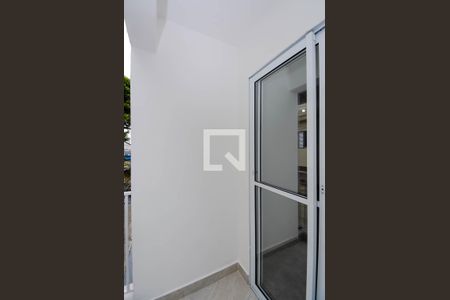 Varanda de kitnet/studio para alugar com 1 quarto, 32m² em Gopouva, Guarulhos