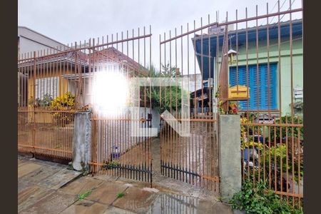 Casa para alugar com 40m², 2 quartos e sem vaga Casa para alugar com 40m², 2 quartos e sem vagaFachada