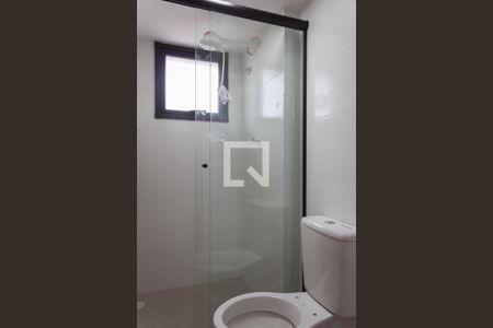 Banheiro de kitnet/studio para alugar com 1 quarto, 40m² em Jordanópolis, São Bernardo do Campo