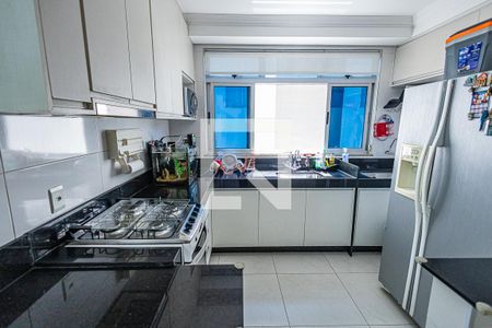 Cozinha de apartamento à venda com 3 quartos, 100m² em Candelária, Belo Horizonte