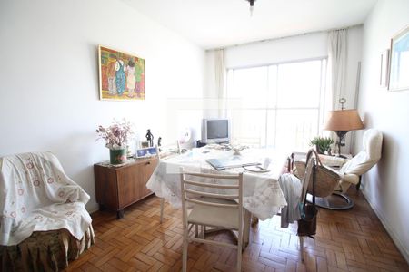 Apartamento à venda com 200m², 3 quartos e 4 vagasSala 1