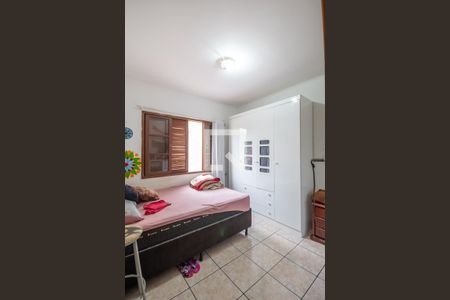 Casa à venda com 310m², 5 quartos e 3 vagas Casa à venda com 310m², 5 quartos e 3 vagasQuarto 3