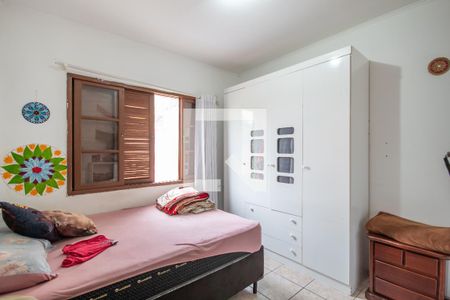 Casa à venda com 310m², 5 quartos e 3 vagas Casa à venda com 310m², 5 quartos e 3 vagasQuarto 3