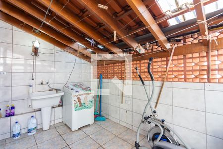 Casa à venda com 310m², 5 quartos e 3 vagas Casa à venda com 310m², 5 quartos e 3 vagasÁrea de Serviço