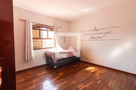 Casa à venda com 310m², 5 quartos e 3 vagas Casa à venda com 310m², 5 quartos e 3 vagasSuíte 2