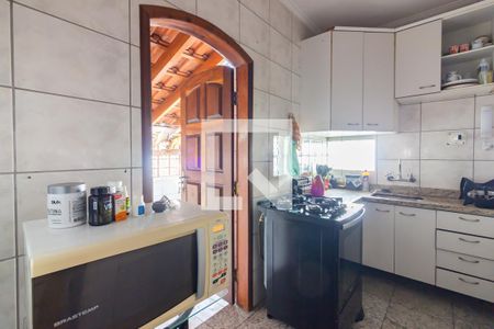Casa à venda com 310m², 5 quartos e 3 vagas Casa à venda com 310m², 5 quartos e 3 vagasCozinha 2