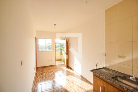 Sala e cozinha de apartamento à venda com 2 quartos, 41m² em Chácara Califórnia, São Paulo