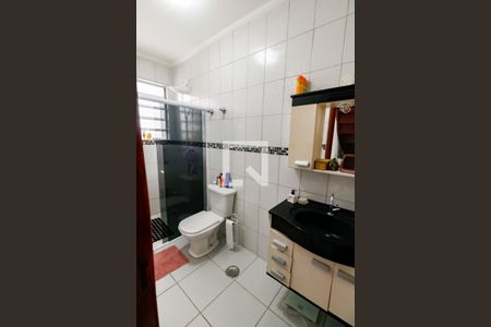 Banheiro de casa à venda com 2 quartos, 80m² em Vila Sonia, São Paulo