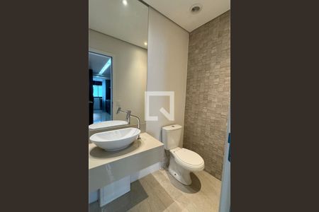 Lavabo de apartamento para alugar com 2 quartos, 116m² em Empresarial 18 do Forte, Barueri