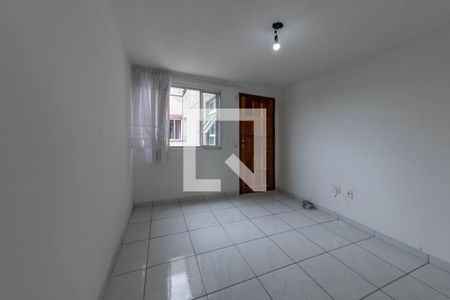 Sala de apartamento para alugar com 2 quartos, 50m² em Conjunto Habitacional Teotonio Vilela, São Paulo