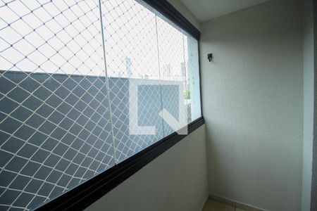 Varanda da Sala/Cozinha de apartamento para alugar com 2 quartos, 56m² em Vila Bertioga, São Paulo