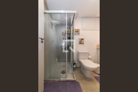Banheiro de apartamento à venda com 2 quartos, 60m² em Vila Marari, São Paulo