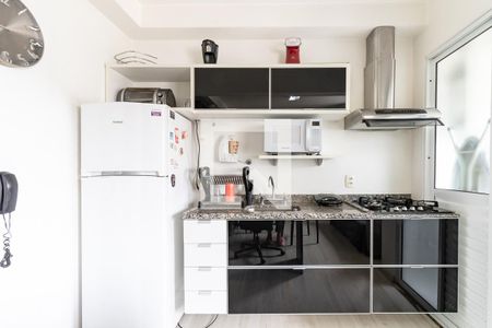 Cozinha de apartamento à venda com 1 quarto, 29m² em Vila Olímpia, São Paulo