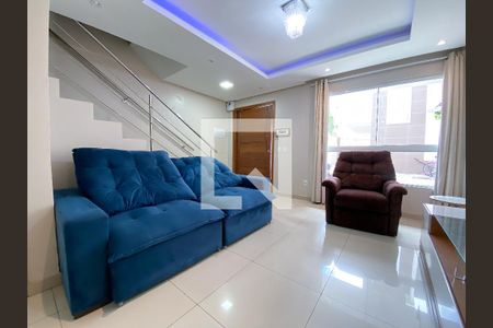 Sala de casa à venda com 3 quartos, 116m² em Mato Grande, Canoas