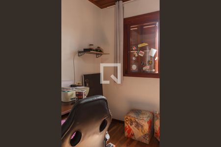 Casa à venda com 160m², 3 quartos e 3 vagas Casa à venda com 160m², 3 quartos e 3 vagasQuarto 2