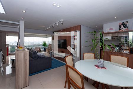 Sala de apartamento à venda com 2 quartos, 79m² em Água Branca, São Paulo