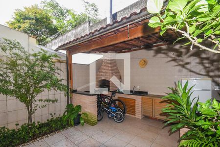 Churrasqueira de casa de condomínio para alugar com 3 quartos, 110m² em Parque Munhoz, São Paulo