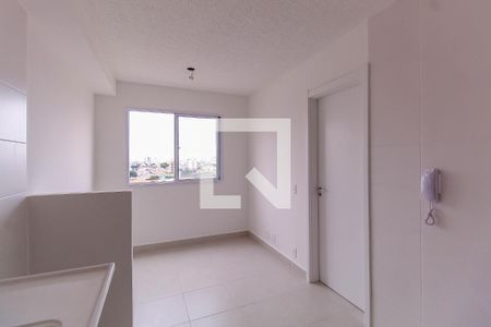 Sala/Cozinha de apartamento para alugar com 1 quarto, 25m² em Vila Cláudia, São Paulo
