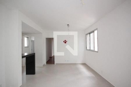 Apartamento à venda com 3 quartos, 80m² em Cruzeiro, Belo Horizonte