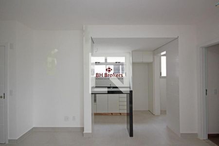 Apartamento à venda com 3 quartos, 80m² em Cruzeiro, Belo Horizonte