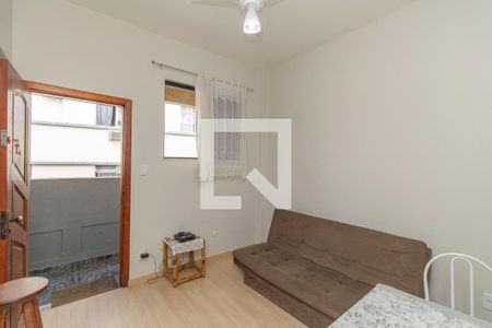 Sala de apartamento à venda com 1 quarto, 28m² em Jardim Guanabara, Rio de Janeiro