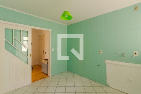 Cozinha de apartamento à venda com 2 quartos, 90m² em Jardim Lindóia, Porto Alegre